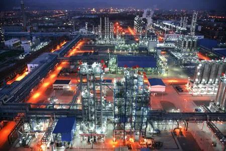蘭州石化橡膠廠提前40多天完成全年合成橡膠生產(chǎn)任務 蘭州石化橡膠廠提前40多天完成全年合成橡膠生產(chǎn)任務