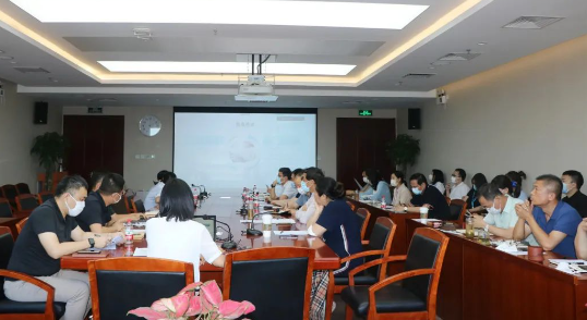 助力化纖工業(yè)高質量發(fā)展 | 中國化纖協(xié)會2022年中總結會在京召開 助力化纖工業(yè)高質量發(fā)展 | 中國化纖協(xié)會2022年中總結會在京召開