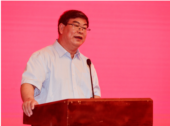張洪民當選為山東省橡膠行業(yè)協(xié)會新一屆會長。