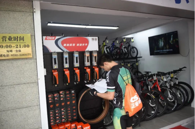 隨后，廈門速博自行車俱樂部與正新自行車胎福建省代理商簽約，達成合作協(xié)議。