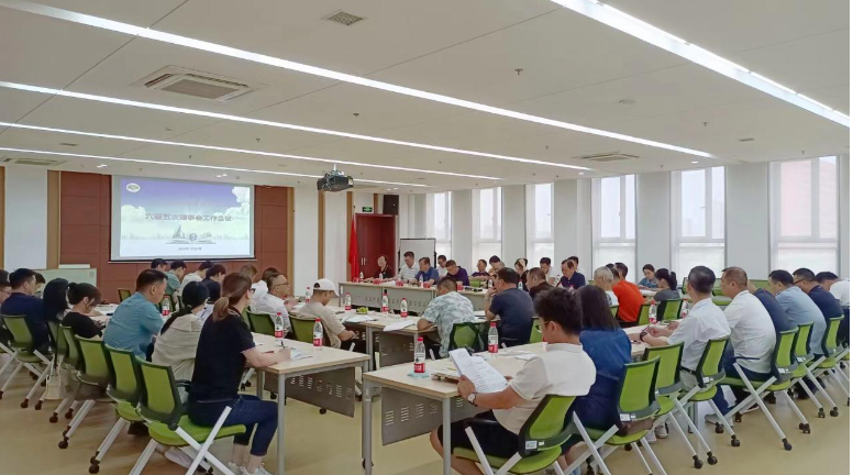 寧波涂裝協(xié)會(huì)六屆五次理事會(huì)于7月22日下午在寧波召開(kāi)。