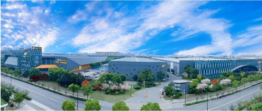 作為國內(nèi)領(lǐng)先的高端智能裝備制造商和智慧工廠解決方案服務(wù)商，薩馳智能裝備股份有限公司將于9月4日至6日在上海新國際博覽中心隆重亮相，參展第21屆中國國際橡膠技術(shù)展覽會(huì)。展會(huì)期間，薩馳智能的展位位于N1區(qū)1A359。